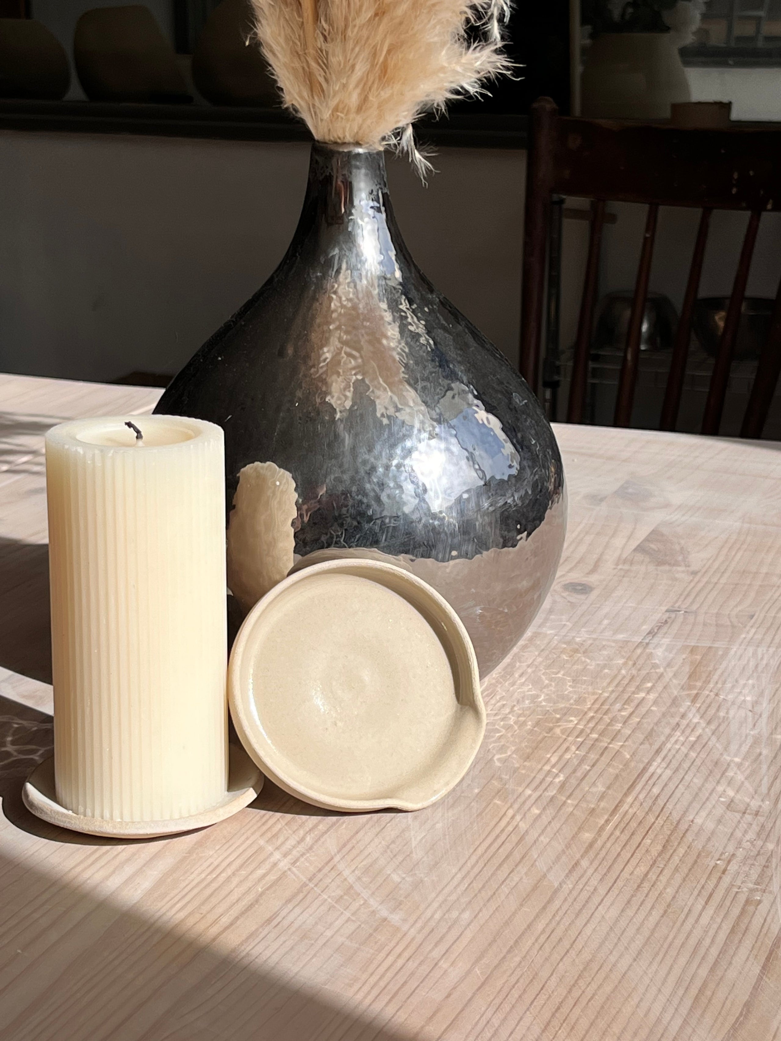 Repose cuillère en céramique Preta – Cocoon by Syl
